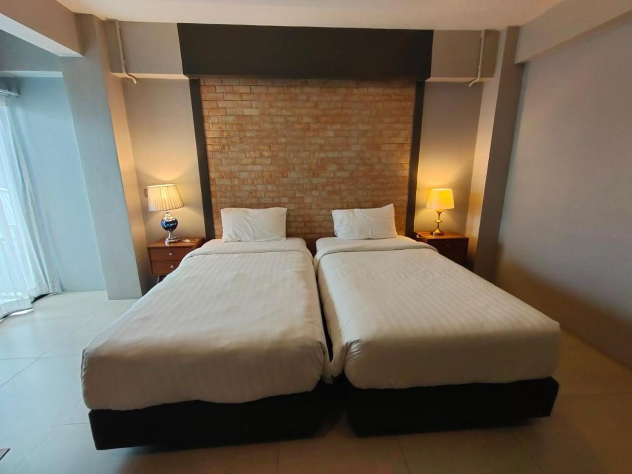 Qoo Hotel Buriram Exterior photo