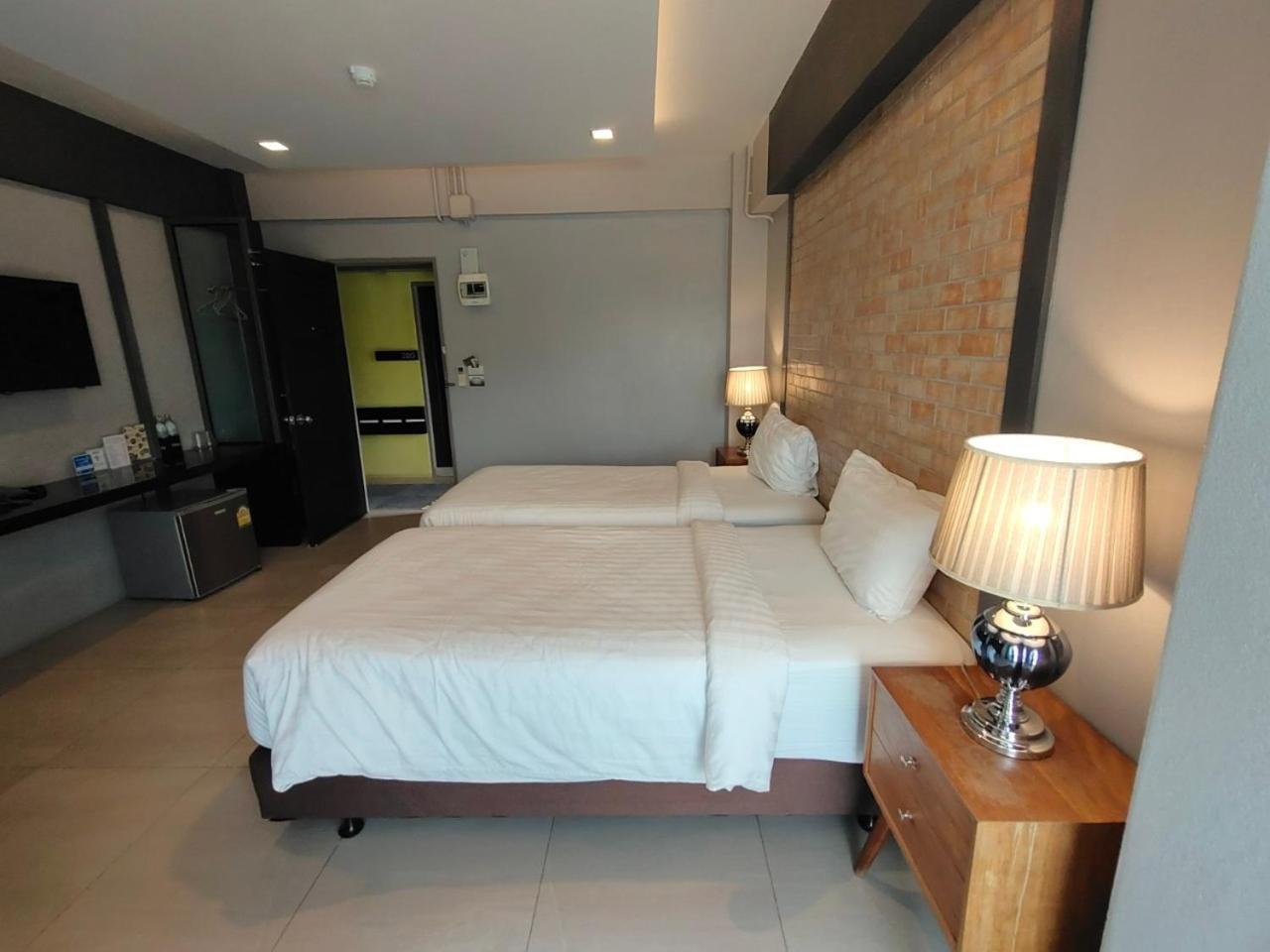 Qoo Hotel Buriram Exterior photo