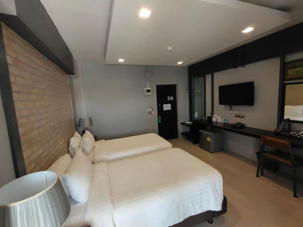 Qoo Hotel Buriram Exterior photo