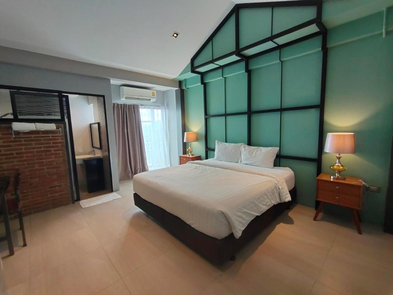 Qoo Hotel Buriram Exterior photo